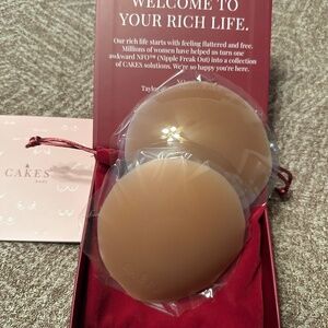 Cakes Sticky Cake Circles